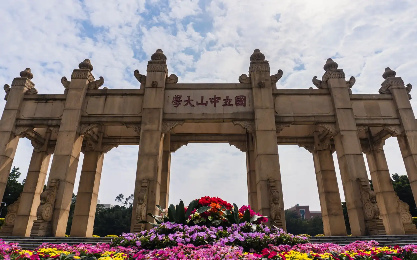 广告雕刻机与木工雕刻机加工效率对比分析